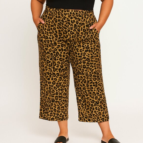 torrid Pants - Torrid Women's Plus Size Leopard Print High Waisted Wide Leg Ankle Crop Pants 3X